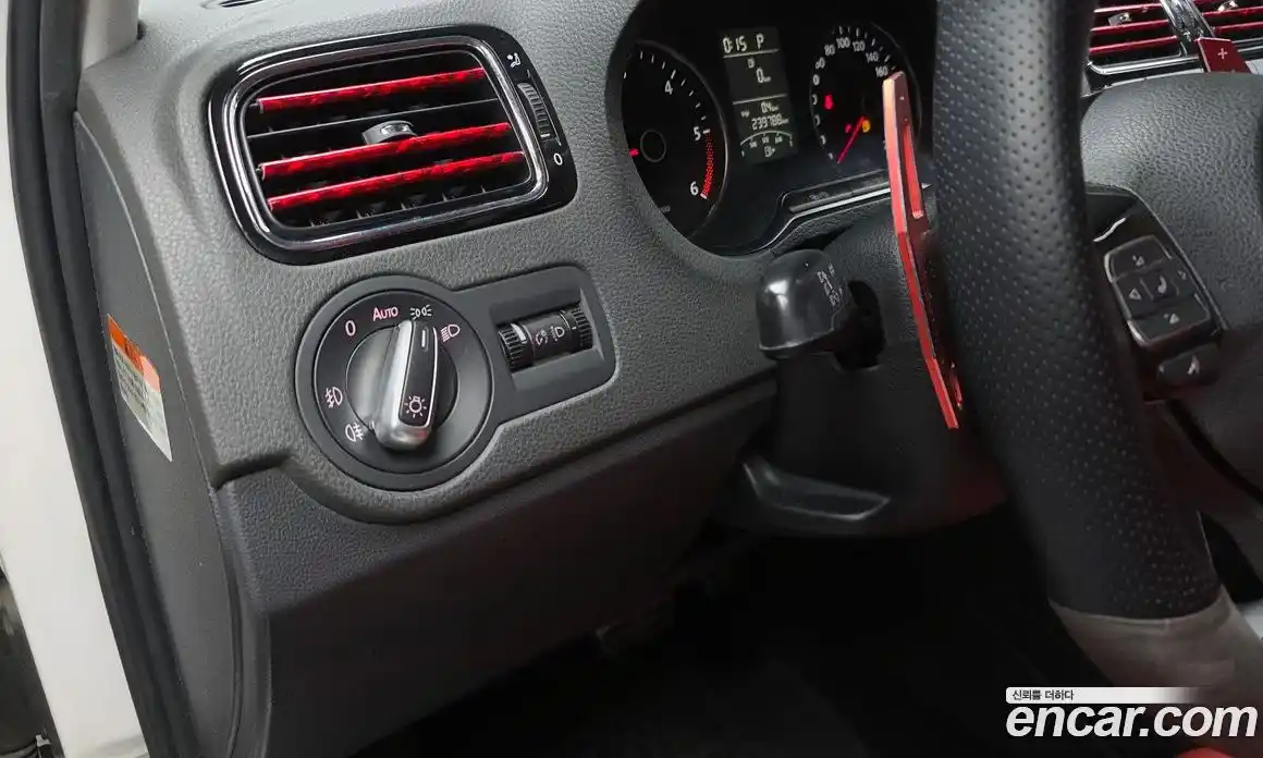 Volkswagen Polo 2014 1.6 гидро в Москве № 1323505, фото 17