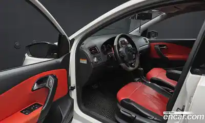 Volkswagen Polo 2014 1.6 гидро в Москве № 1323505, миниатюра 10