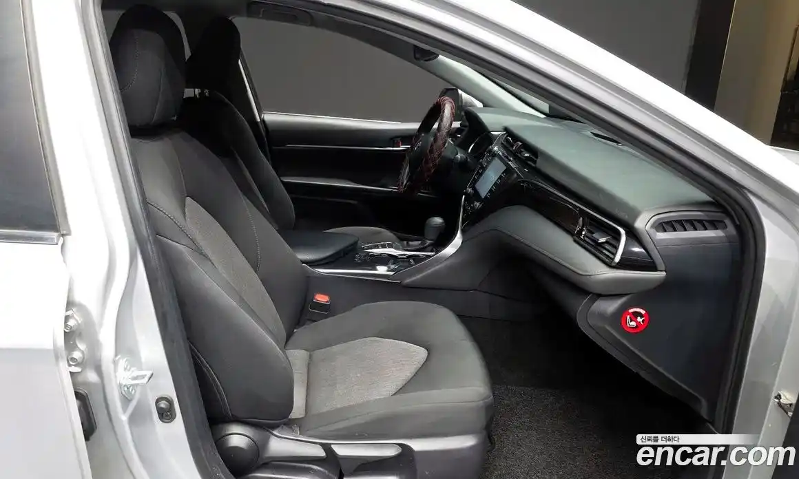 Toyota Camry 2019 2.5 гидро в Москве № 1323816, фото 11