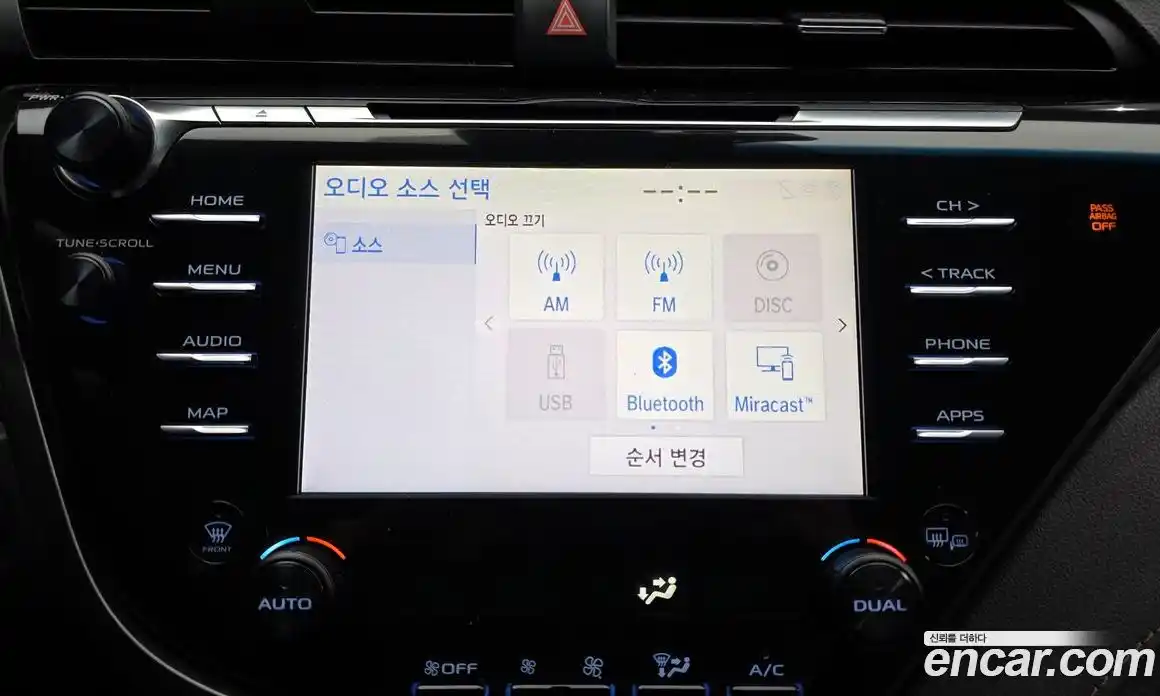 Toyota Camry 2019 2.5 гидро в Москве № 1323816, фото 15