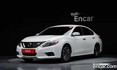 Nissan Altima, 2016