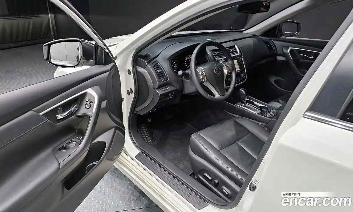 Nissan Altima 2016 2.5 гидро в Москве № 1324473, фото 10
