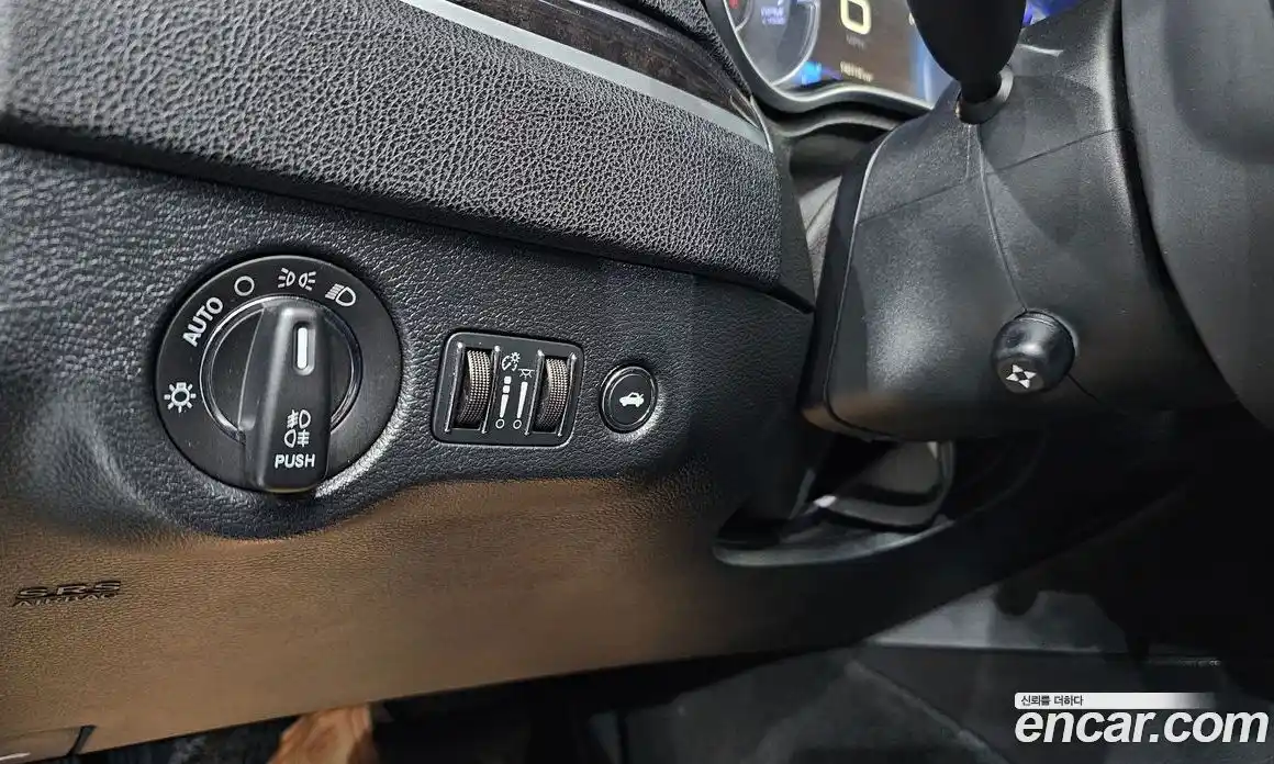 Chrysler 300C 2015 3.6 гидро в Москве № 1324499, фото 20