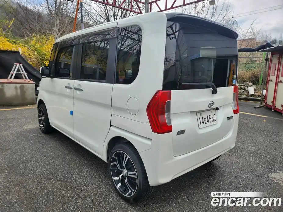 Daihatsu Tanto 2015 0.7 гидро в Москве № 1324558, фото 5