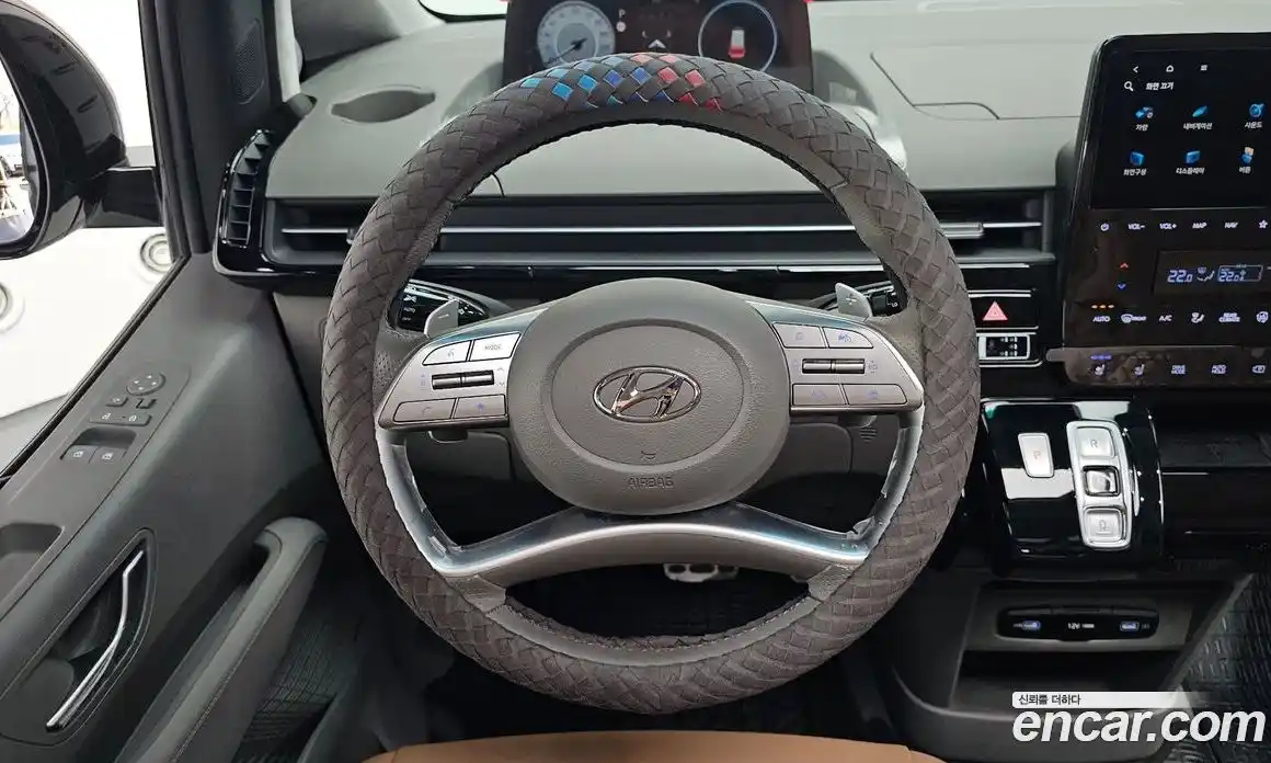 Hyundai Staria 2022 3.5 Автомат в Москве № 1341964, фото 13