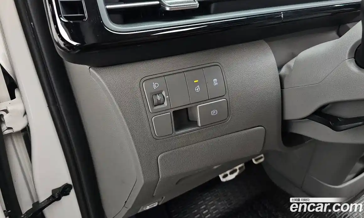 Hyundai Staria 2022 3.5 Автомат в Москве № 1341964, фото 17