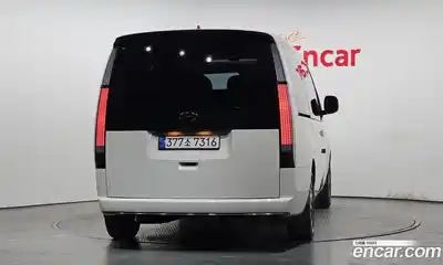 Hyundai Staria 2022 3.5 Автомат в Москве № 1341964, миниатюра 4