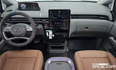 Hyundai Staria 2022 3.5 Автомат в Москве № 1341964, миниатюра 7