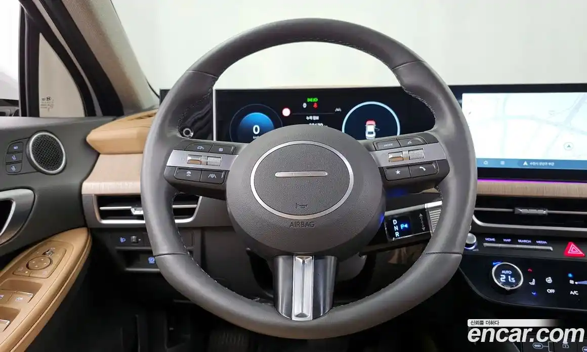 Hyundai Sonata 2023 1.6 гидро в Москве № 1342004, фото 13