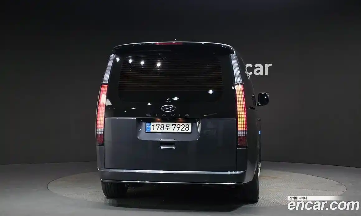 Hyundai Staria 2022 2.2 Автомат в Москве № 1342030, фото 4