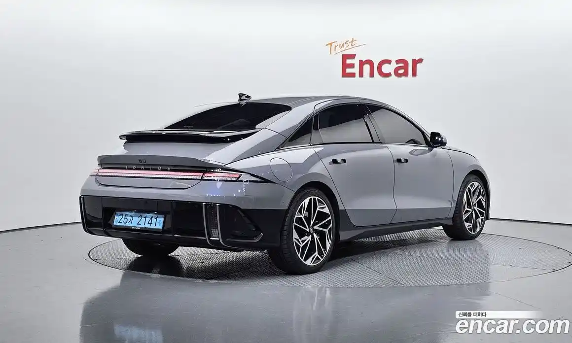 Hyundai Ioniq 6 2022 0.1 гидро в Москве № 1342043, фото 2