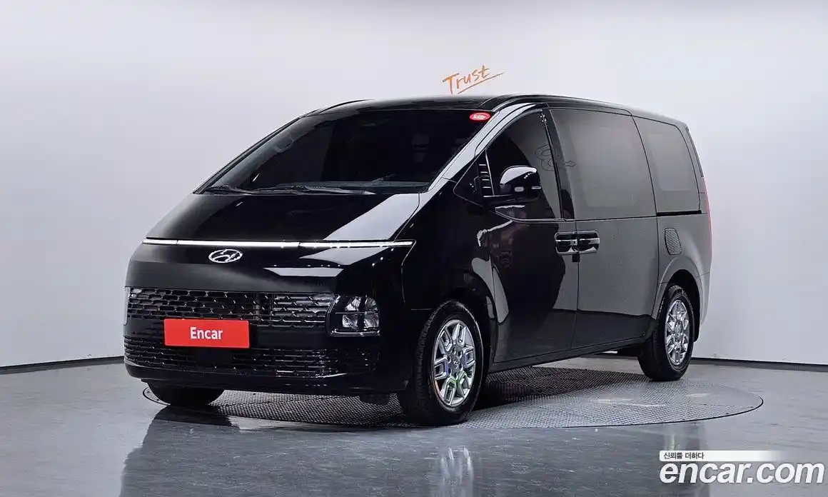 Hyundai Staria 2023 2.2 Автомат в Москве № 1342270, фото 1