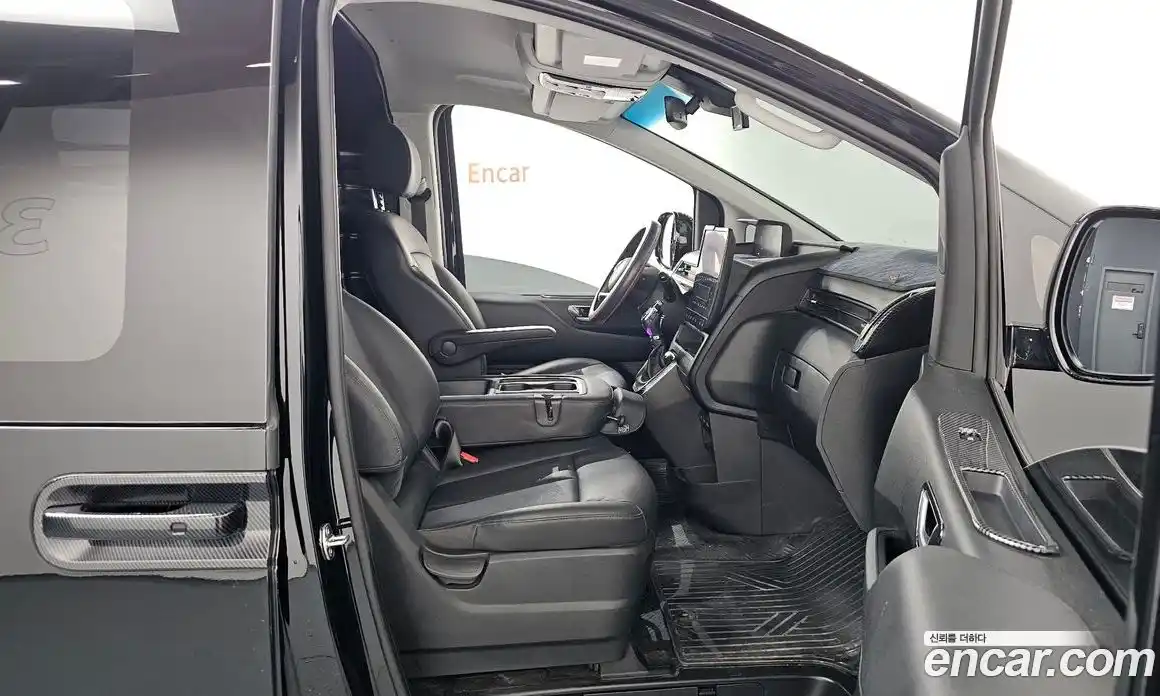 Hyundai Staria 2023 2.2 Автомат в Москве № 1342270, фото 11