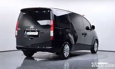Hyundai Staria 2023 2.2 Автомат в Москве № 1342270, миниатюра 2