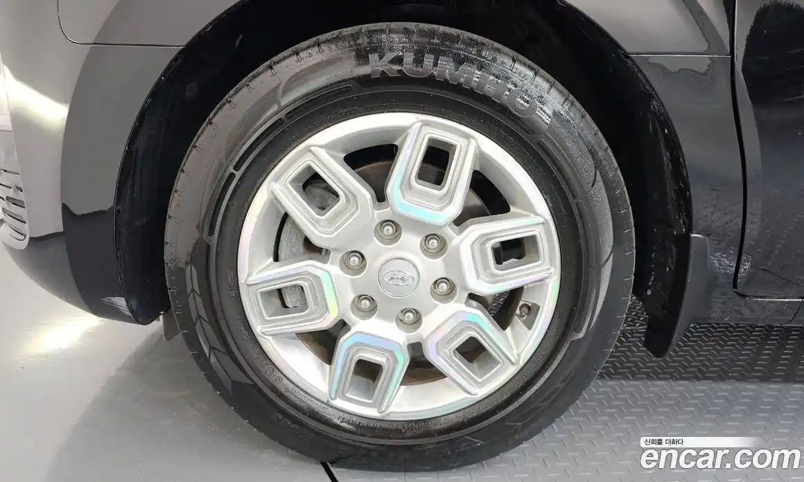 Hyundai Staria 2023 2.2 Автомат в Москве № 1342270, фото 5