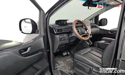 Hyundai Staria 2023 2.2 Автомат в Москве № 1342270, миниатюра 10