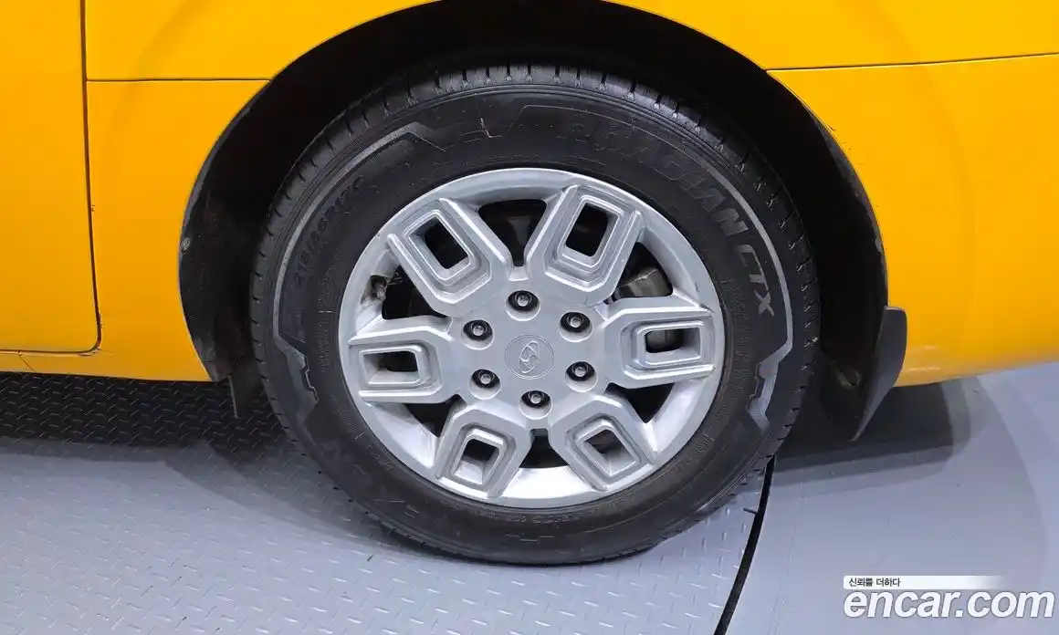 Hyundai Staria 2022 3.5 Автомат в Москве № 1342325, фото 5