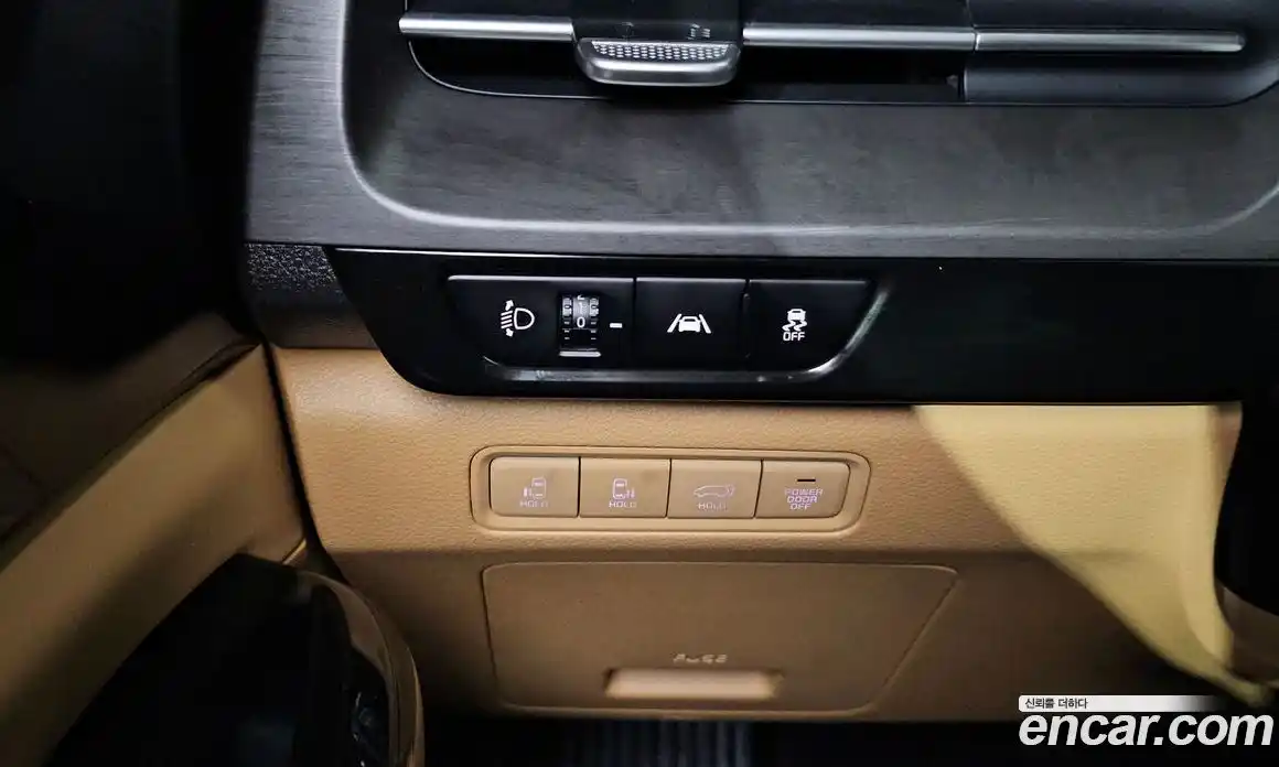 Kia Canival 2023 2.2 Автомат в Москве № 1342708, фото 18