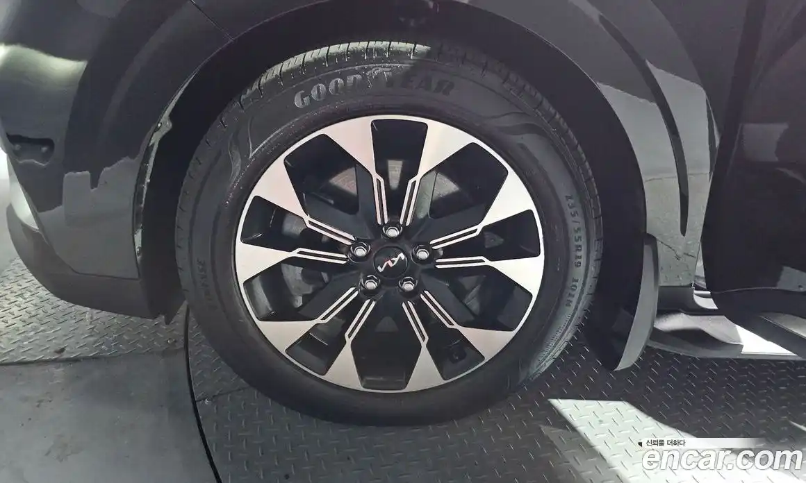 Kia Canival 2023 2.2 Автомат в Москве № 1342708, фото 5