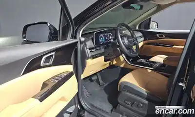 Kia Canival 2023 2.2 Автомат в Москве № 1342708, миниатюра 10