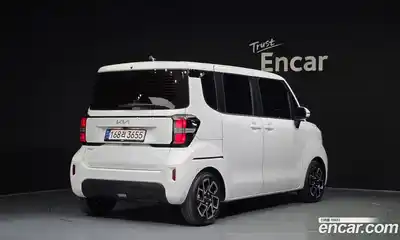 Kia Ray 2024 1.0 Автомат в Москве № 1342845, миниатюра 2