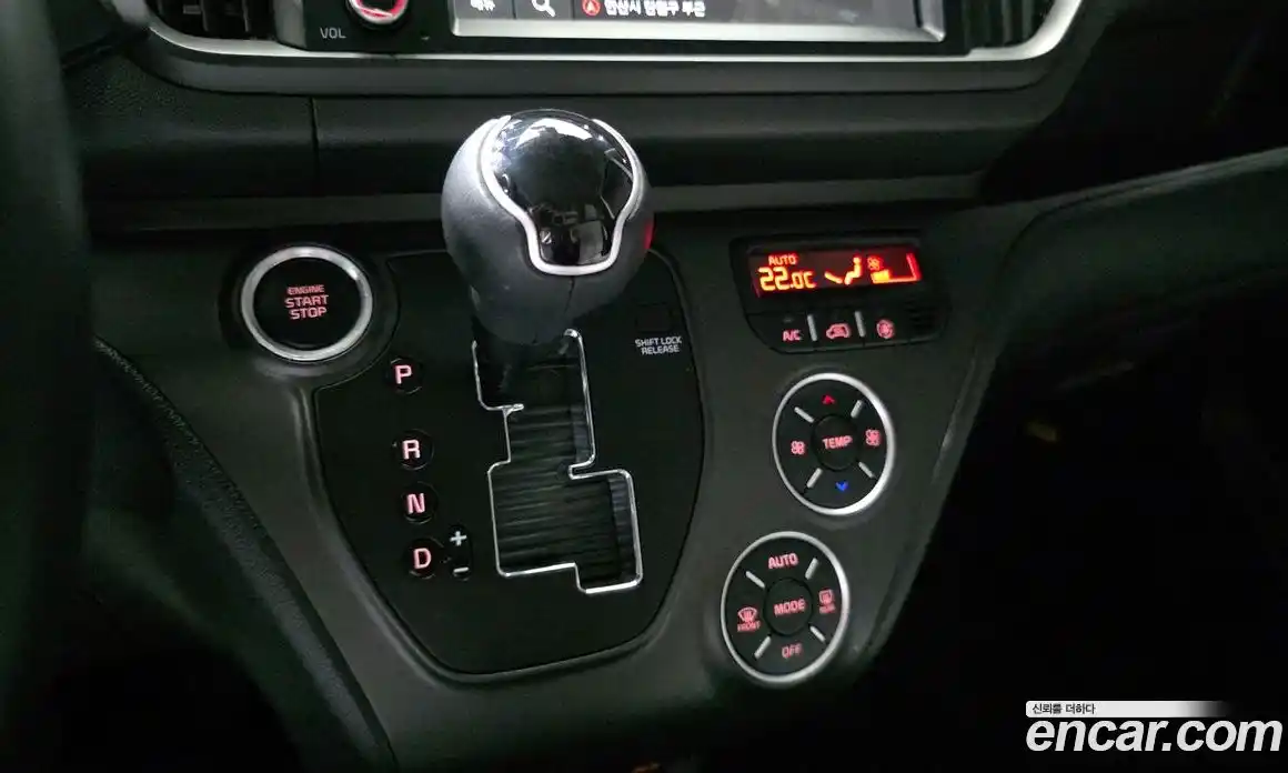 Kia Ray 2024 1.0 Автомат в Москве № 1342845, фото 9