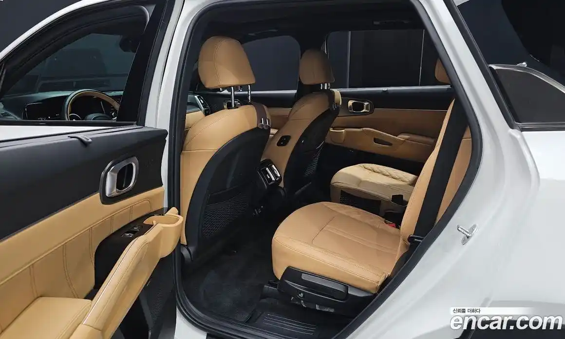 Kia Sorento 2023 1.6 Автомат в Москве № 1343009, фото 12