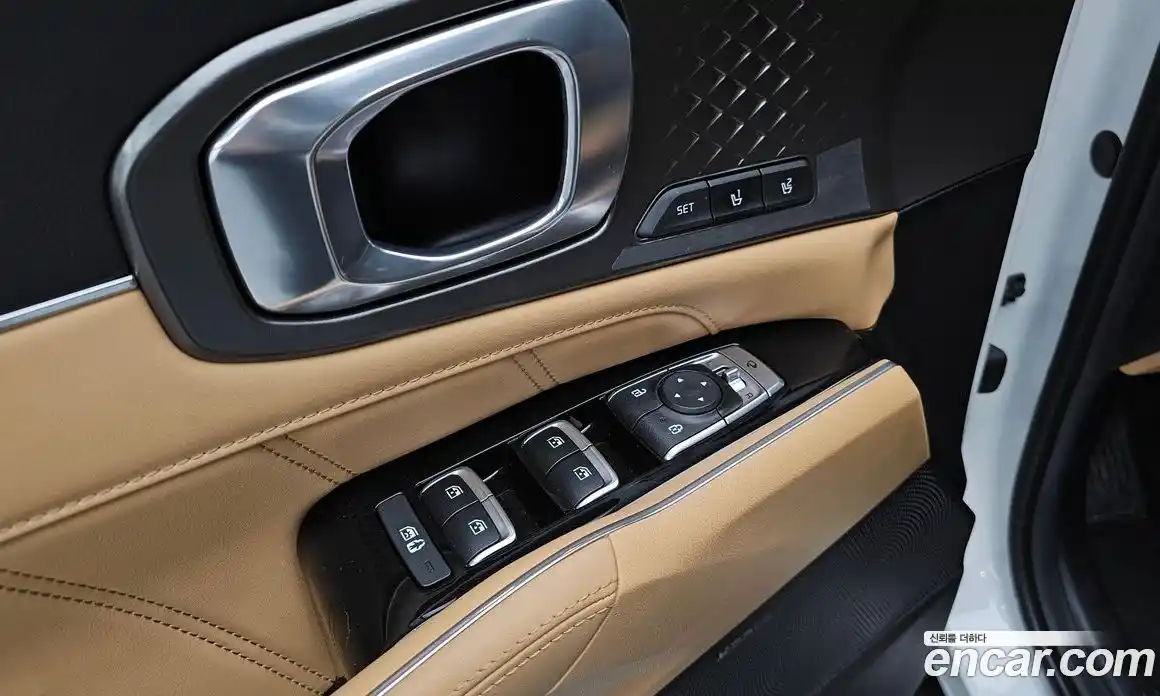 Kia Sorento 2023 1.6 Автомат в Москве № 1343009, фото 17