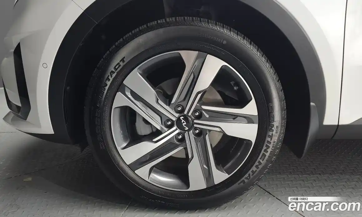 Kia Sorento 2023 1.6 Автомат в Москве № 1343009, фото 5