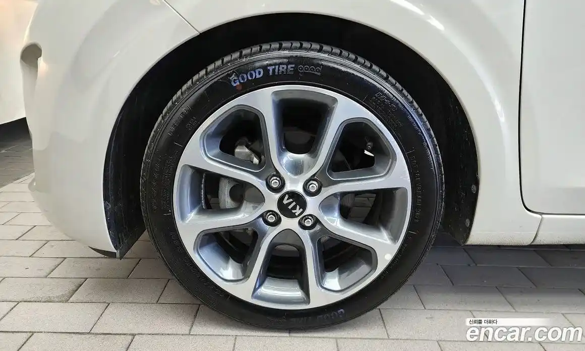 Kia Morning 2017 1.0 Автомат в Москве № 1343080, фото 5