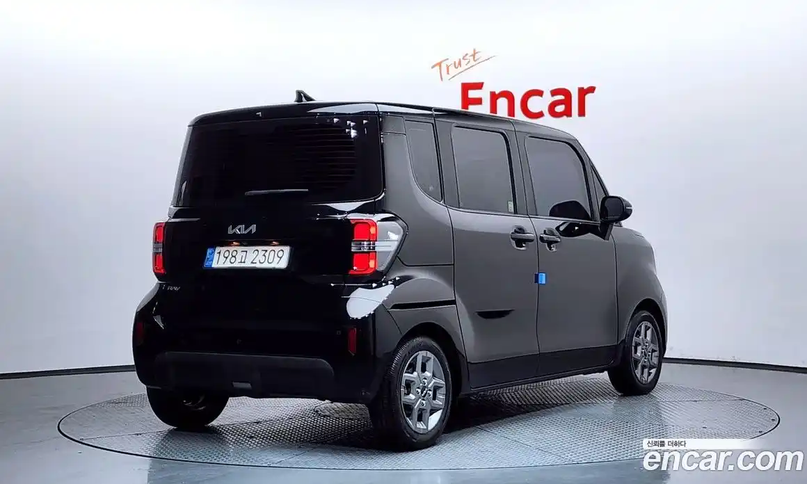 Kia Ray 2022 1.0 Автомат в Москве № 1343109, фото 2