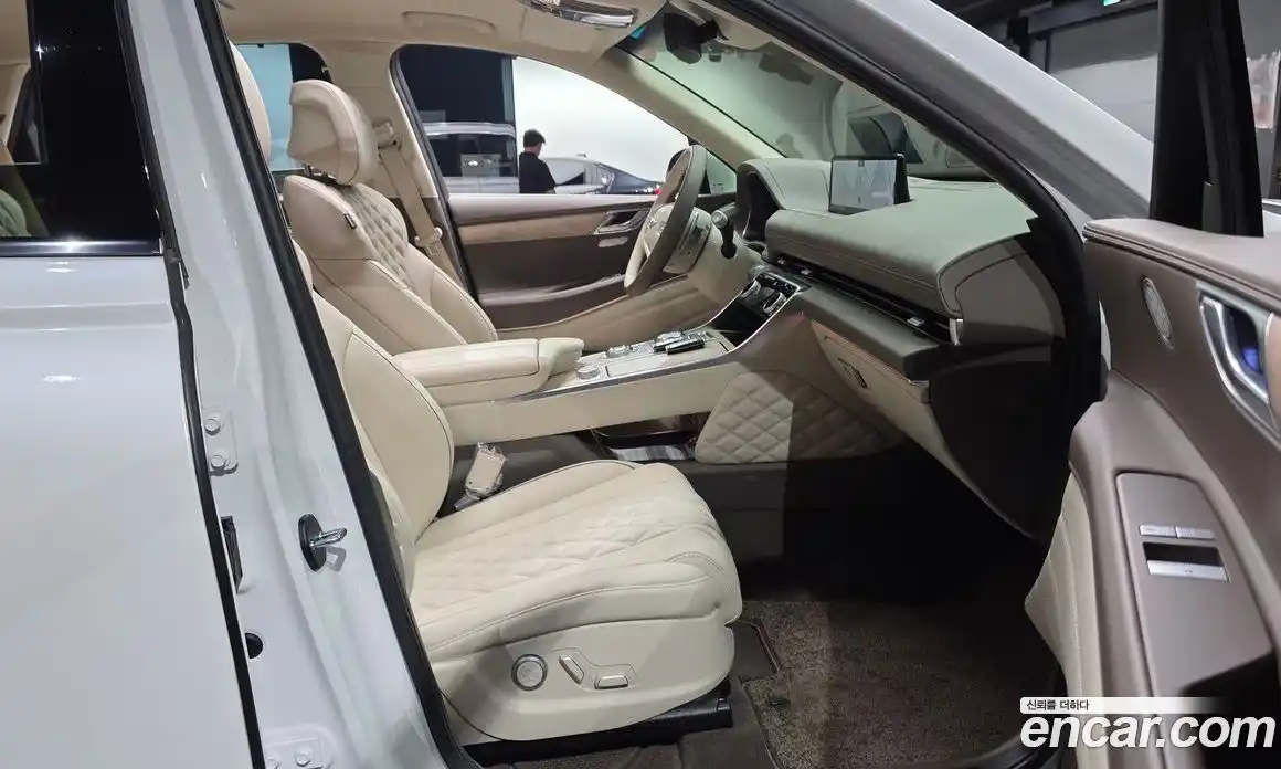 Genesis GV80 2023 2.5 Автомат в Москве № 1343360, фото 11