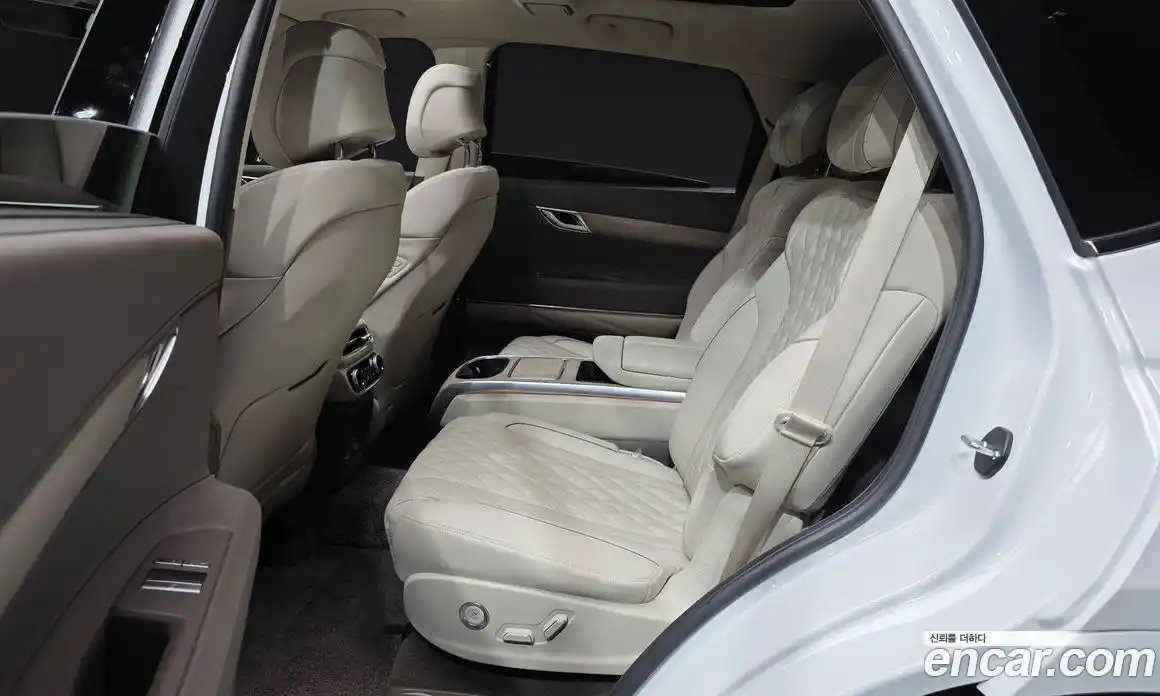 Genesis GV80 2023 2.5 Автомат в Москве № 1343360, фото 12