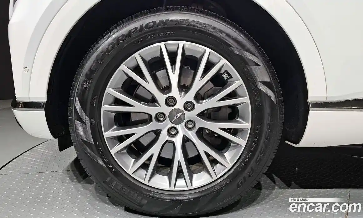 Genesis GV80 2023 2.5 Автомат в Москве № 1343360, фото 5