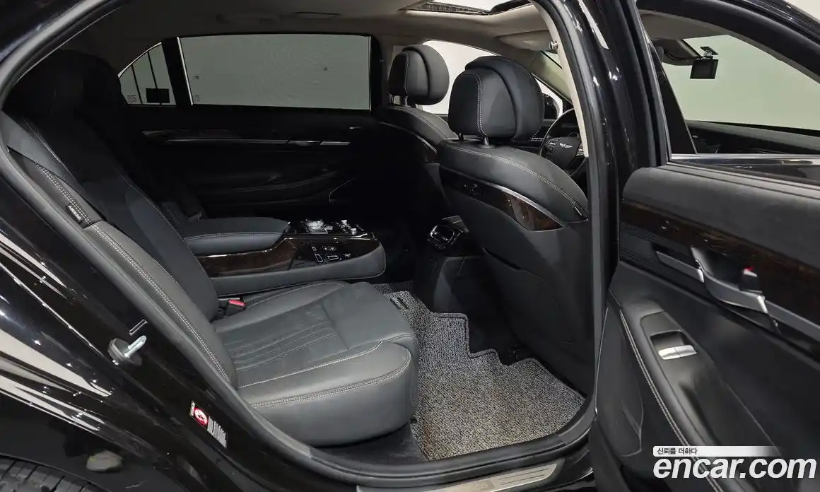 Genesis G90 2019 3.8 Автомат в Москве № 1343625, фото 12