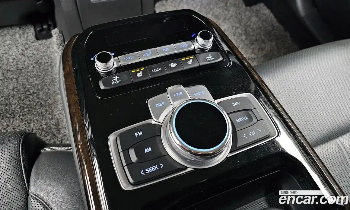 Genesis G90 2019 3.8 Автомат в Москве № 1343637, фото 19