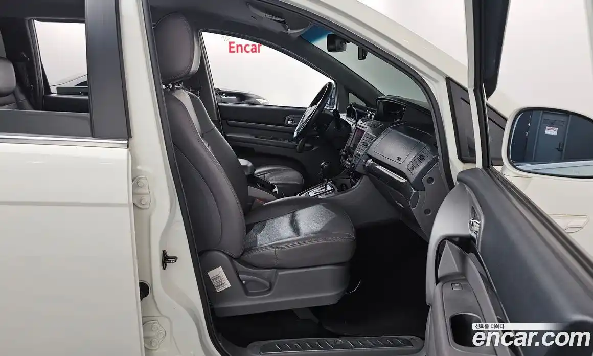 SsangYong Korando 2015 2.0 Автомат в Москве № 1344445, фото 11