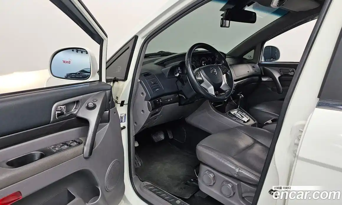 SsangYong Korando 2015 2.0 Автомат в Москве № 1344445, фото 10