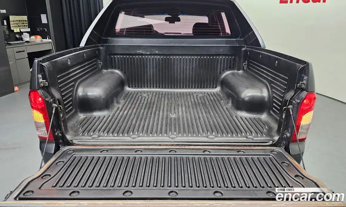 SsangYong Korando 2013 2.0 Автомат в Москве № 1344468, фото 20