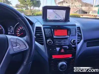 SsangYong TIBOLI 2015 1.6 Автомат в Москве № 1344490, миниатюра 10