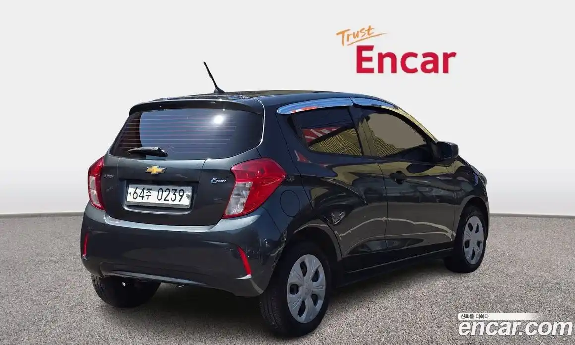 Chevrolet Spark 2016 1.0 гидро в Москве, фото 2