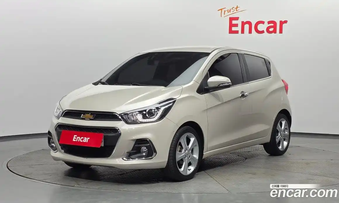 Chevrolet Spark 2016 1.0 гидро, фото 1