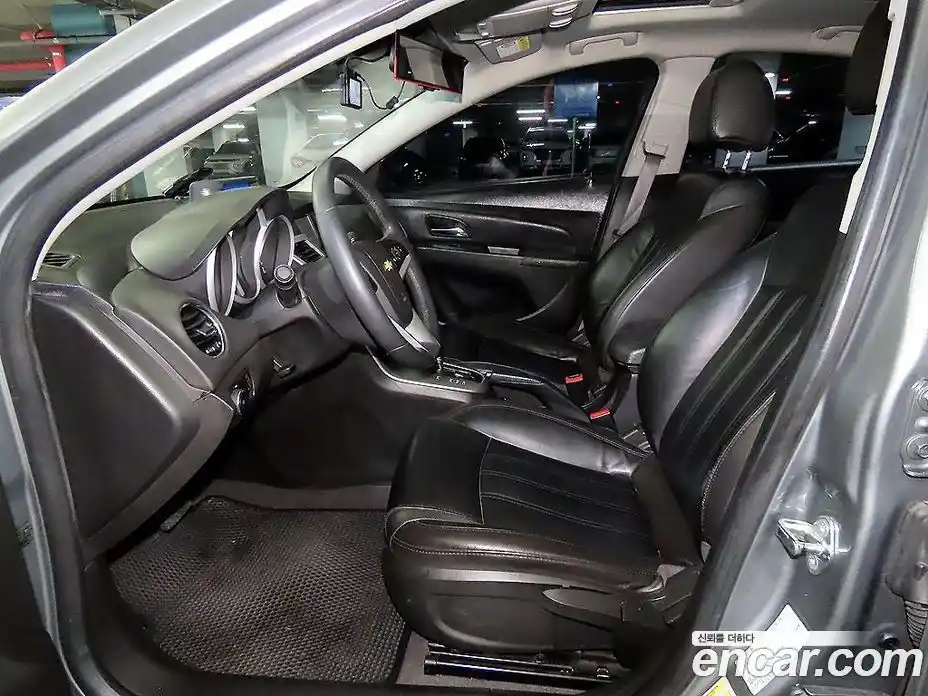 Chevrolet Cruze 2011 1.8 Автомат в Москве № 1345951, фото 6