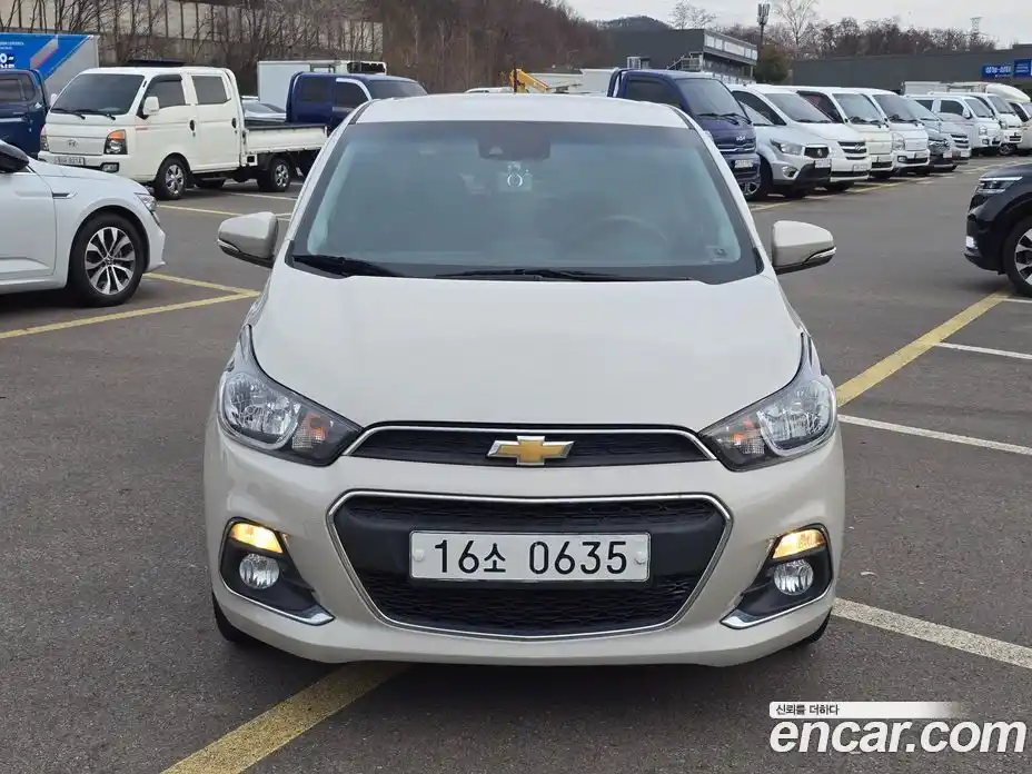 Chevrolet Spark 2016 1.0 Автомат в Москве № 1345983, фото 2