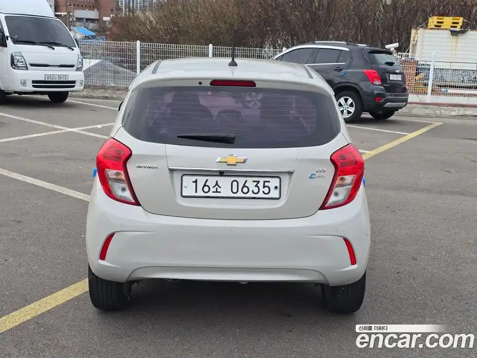 Chevrolet Spark 2016 1.0 Автомат в Москве № 1345983, фото 7