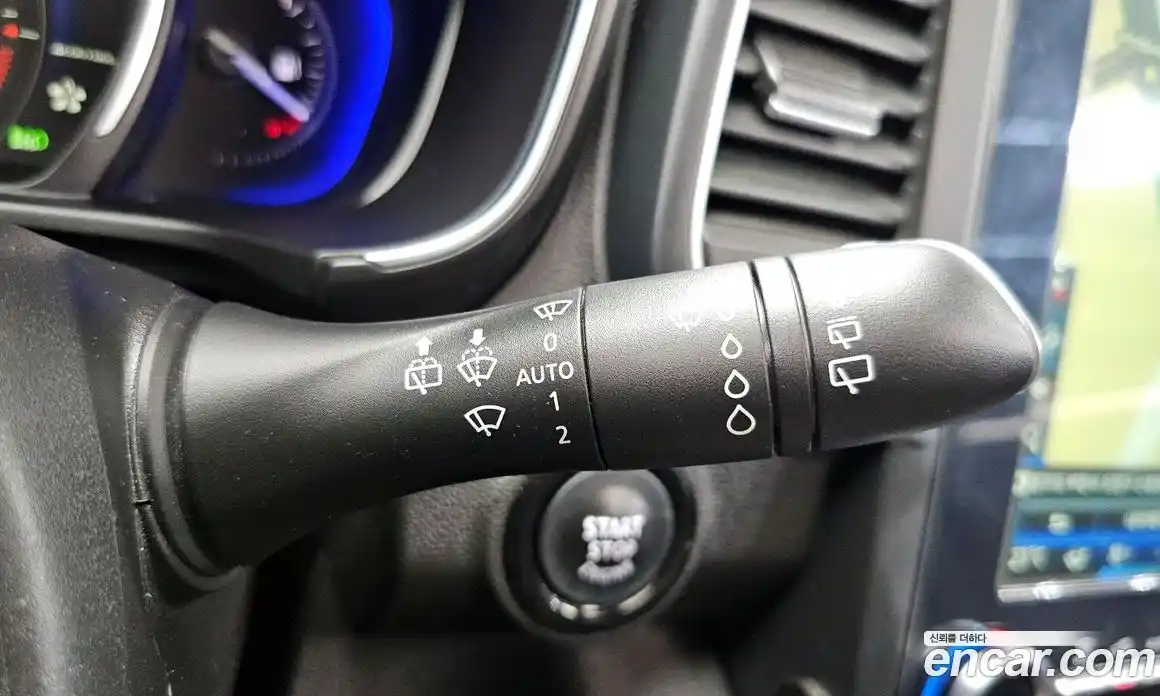 Renault QM6 2017 2.0 гидро в Москве № 1346488, фото 16
