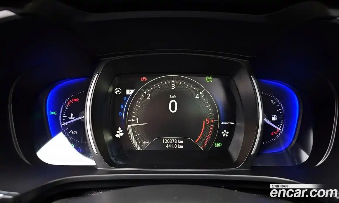 Renault QM6 2017 2.0 гидро в Москве № 1346488, фото 8