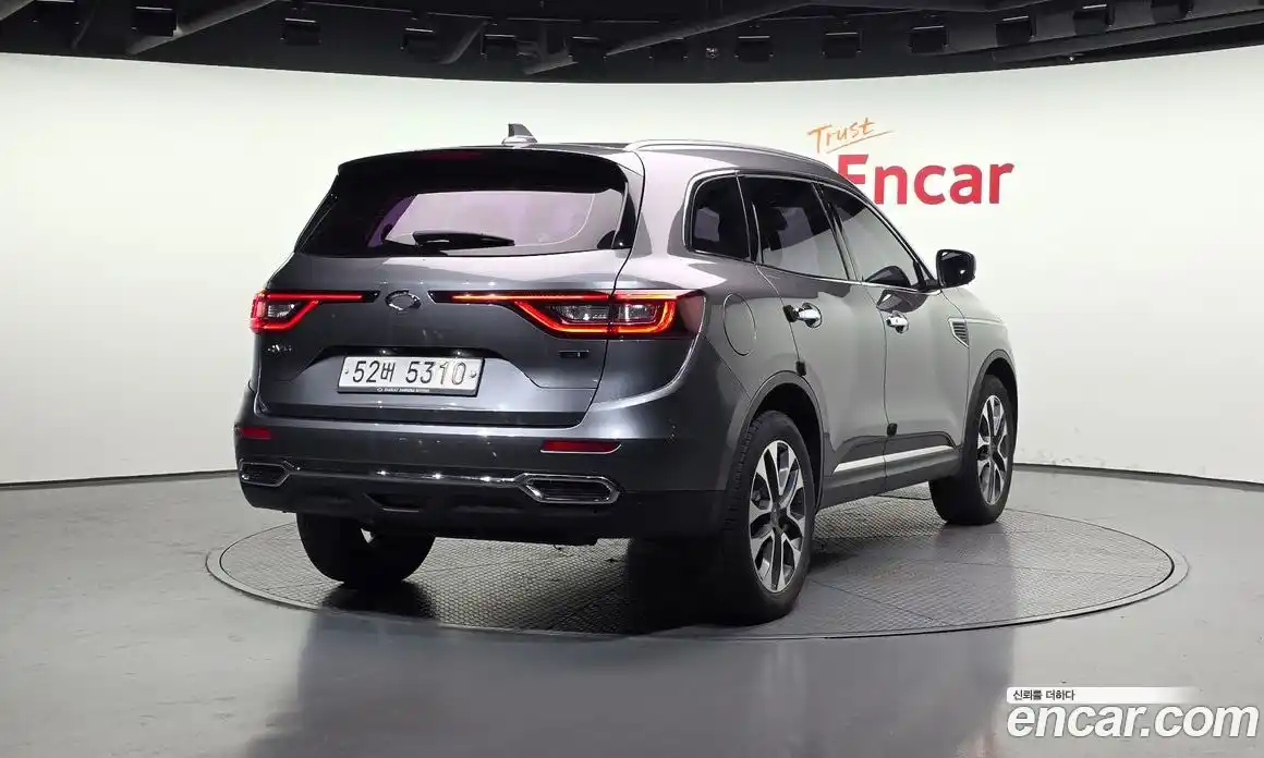 Renault QM6 2017 2.0 гидро в Москве № 1346903, фото 2