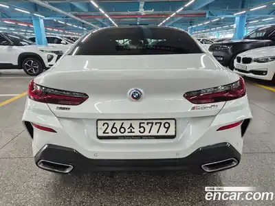 BMW 8-Series 2023 4.4 гидро в Москве № 1347174, миниатюра 5
