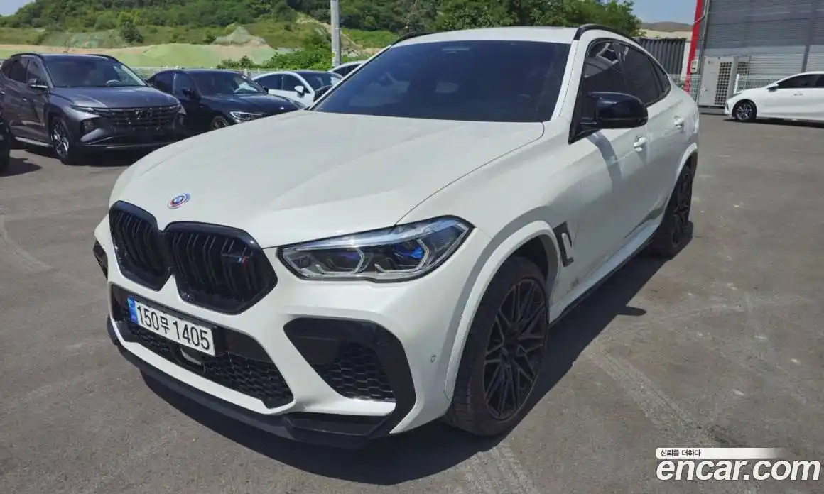 BMW X6M 2023 4.4 гидро в Москве № 1347284, фото 3